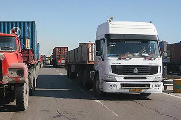 حمل بار در اصفهان عادی است، بهبود روند توزیع لاستیک حمل بار در اصفهان عادی است، بهبود روند توزیع لاستیک