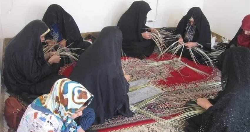 آموزش صنایع دستی به بیش از 300 نفر در بافق