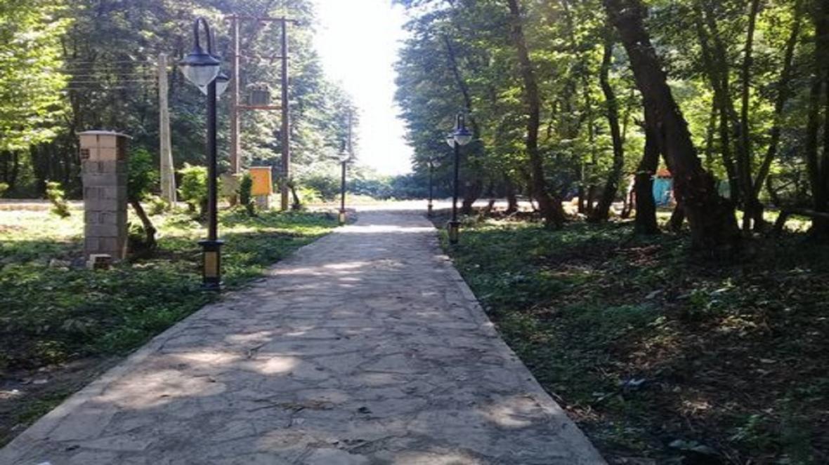 کرونا تمام پارک ها و بوستان های قم را به تعطیلی کشاند کرونا تمام پارک ها و بوستان های قم را به تعطیلی کشاند